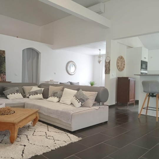  Annonces CHATEAUROUX : Maison / Villa | LE LAMENTIN (97232) | 100 m2 | 1 850 &euro; 