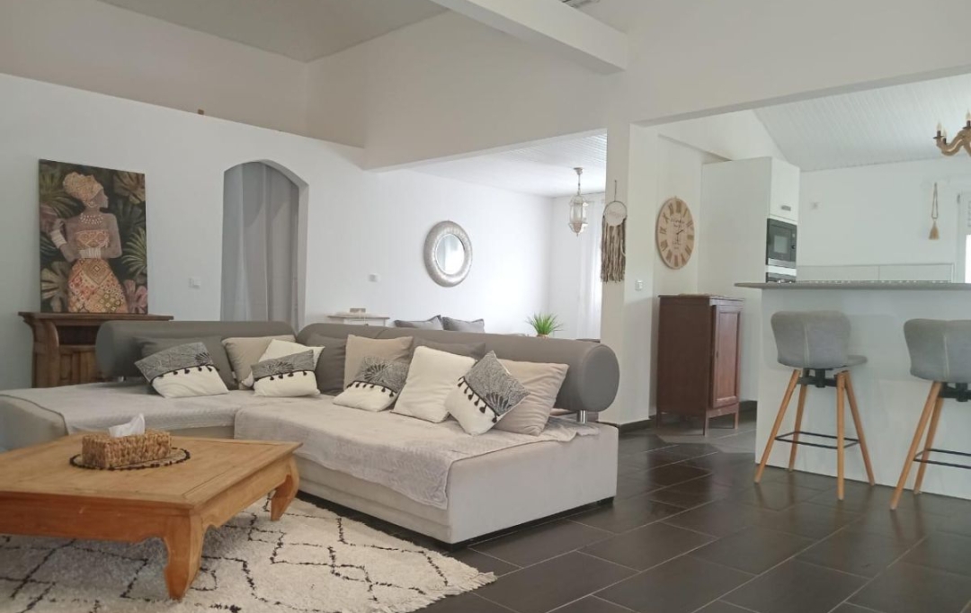 Annonces CHATEAUROUX : Maison / Villa | LE LAMENTIN (97232) | 100 m2 | 1 850 &euro; 