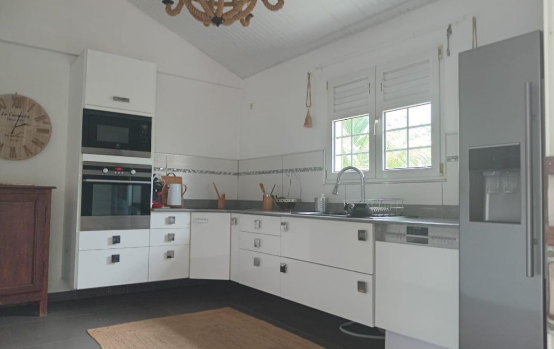 Annonces CHATEAUROUX : Maison / Villa | LE LAMENTIN (97232) | 100 m2 | 1 850 &euro; 